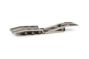 04-2114 | 3 Axle Silver Truck Transporter