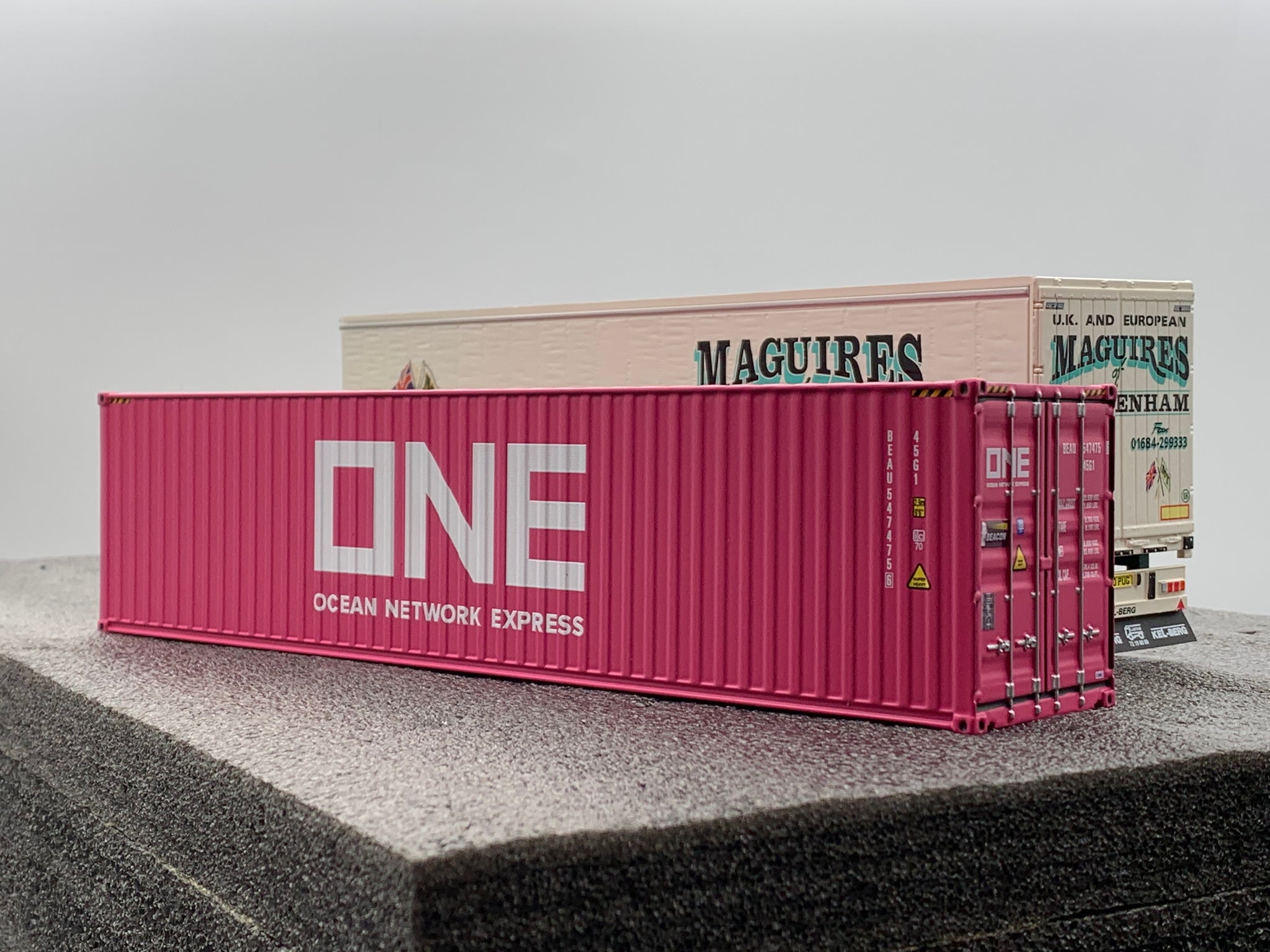 04-2137 | 40FT ONE Container – Maguires Models