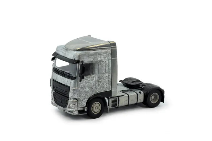 83586 | DAF Space Cab Euro 6 4x2 Kit