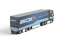 87681 | Skor