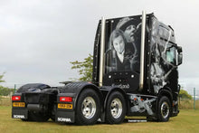 90027 | Glow Transport