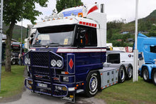 92095 | Frank Hole