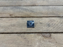 V8 Power Pins