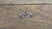 V8 Power Pins