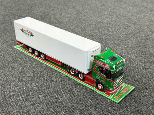 87511 | Truck & Trailer Display Matt 