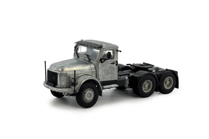 84215 | Volvo L495 / N88 Day Cab 6x2 Kit