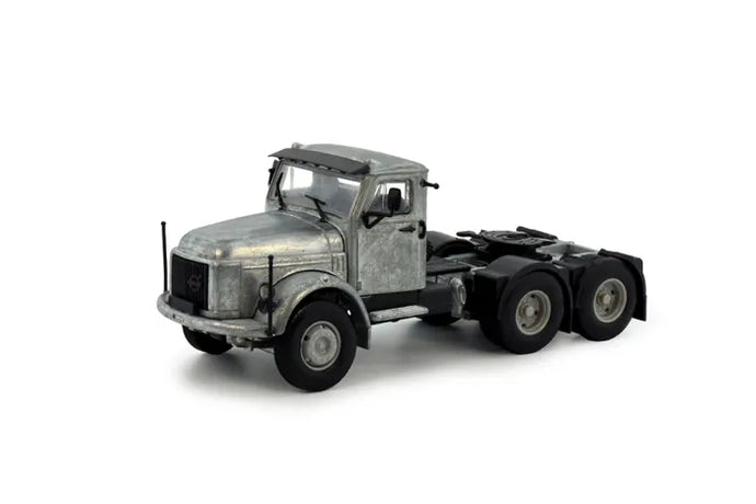 84215 | Volvo L495 / N88 Day Cab 6x2 Kit