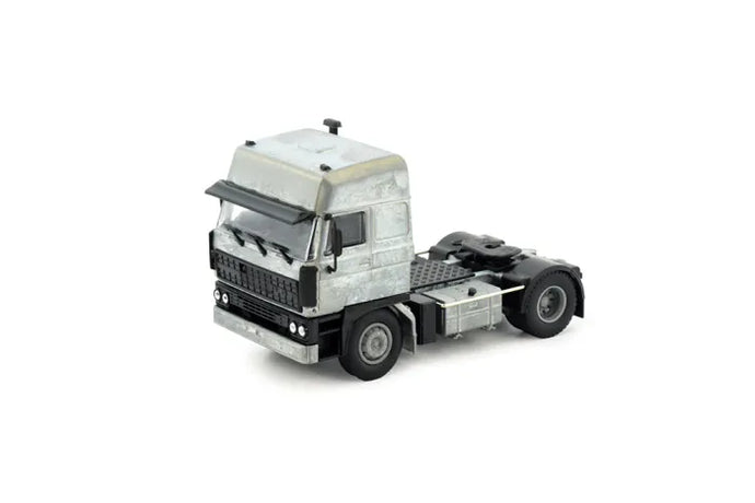 85738 | DAF 3300 Space Cab 4x2 Kit