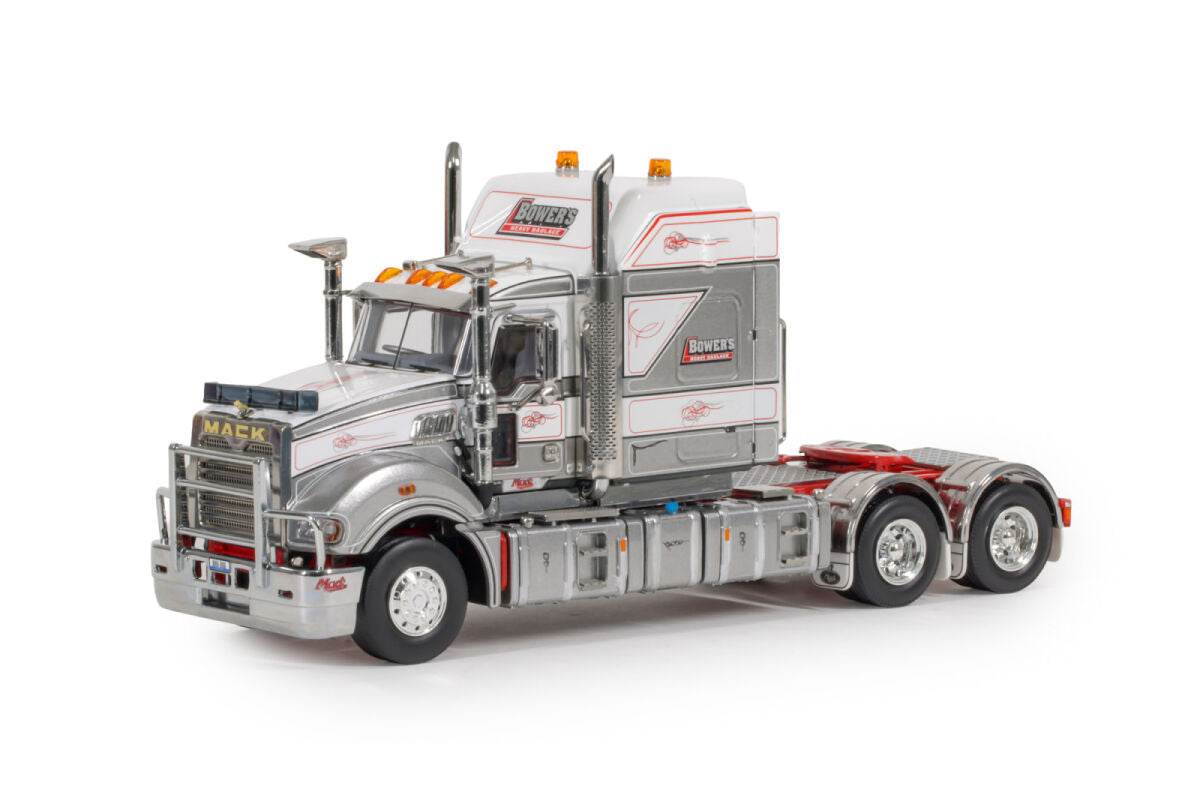 Z01593 | Bowers Heavy Haulage; MACK SUPERLINER