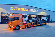 01-5325 | Cleanmat Trucks