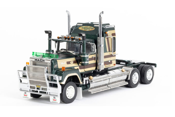 Z88006 | Drake; MACK BICENTENNIAL SUPER-LINER 'KINGSFORD SMITH''