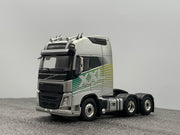 04-2118 | Volvo FH4 Globetrotter XXL 6x2 Tag Axle
