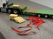 12-1024 | Straps & Pallets