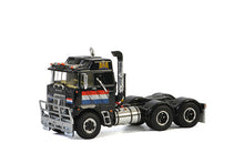 04-2079 | Mack F700 6x2