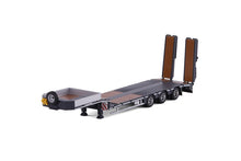 22-1210 | 3 axle semi low loader grey with ramps