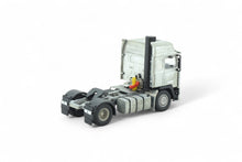 87452 | Volvo F12 Globetrotter 4x2 Kit