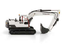 64-2017 | Volvo EC220D White