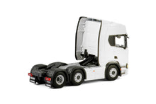03-2005 | Scania R Highline CR20H 6x2 Twin Steer