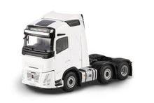 03-2058 | Volvo FH Aero Globetrotter 6x2 Twin Steer